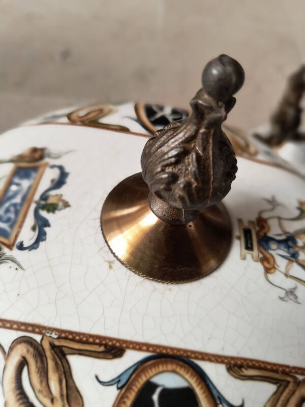 Lustre bronze, cuivre et faïence style gien