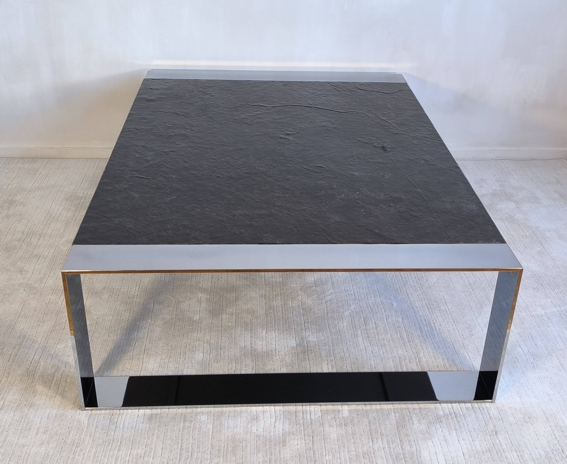 Exceptional large coffee table "RING" signed ORSENIGO by Mauro Lippar.