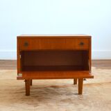 Scandinavian 1960s vintage bedside table / side table