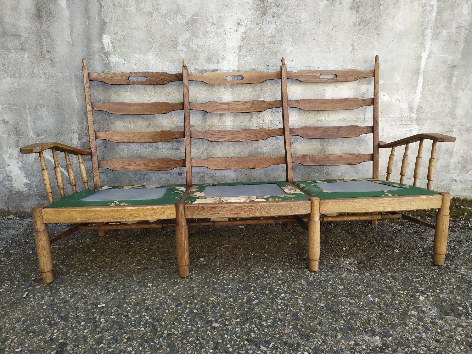 Vintage oak living room