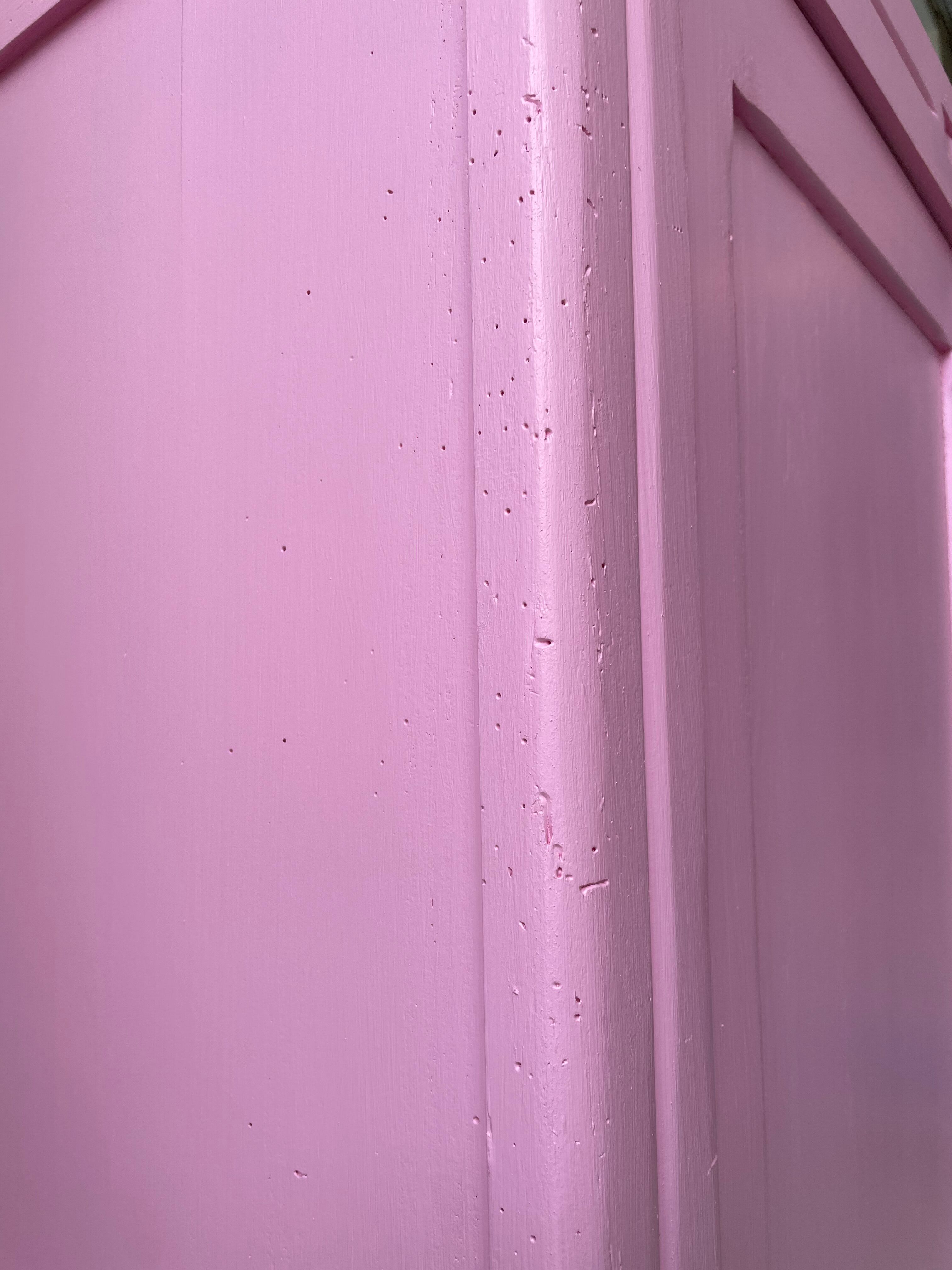 Pink knitted cabinet