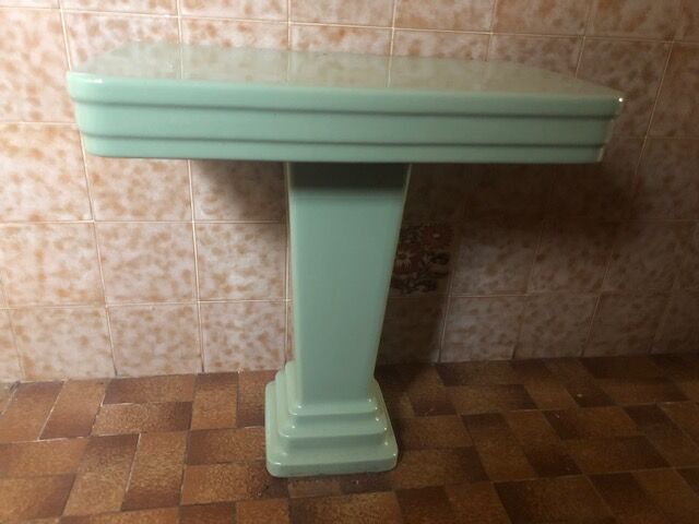Washbasin column and toilet table 50s