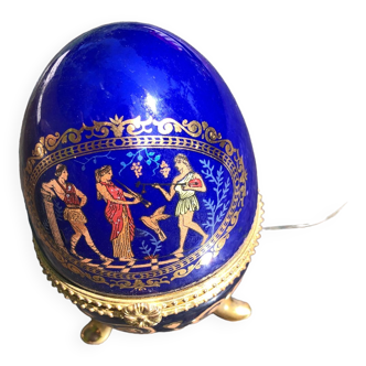 Decorative egg