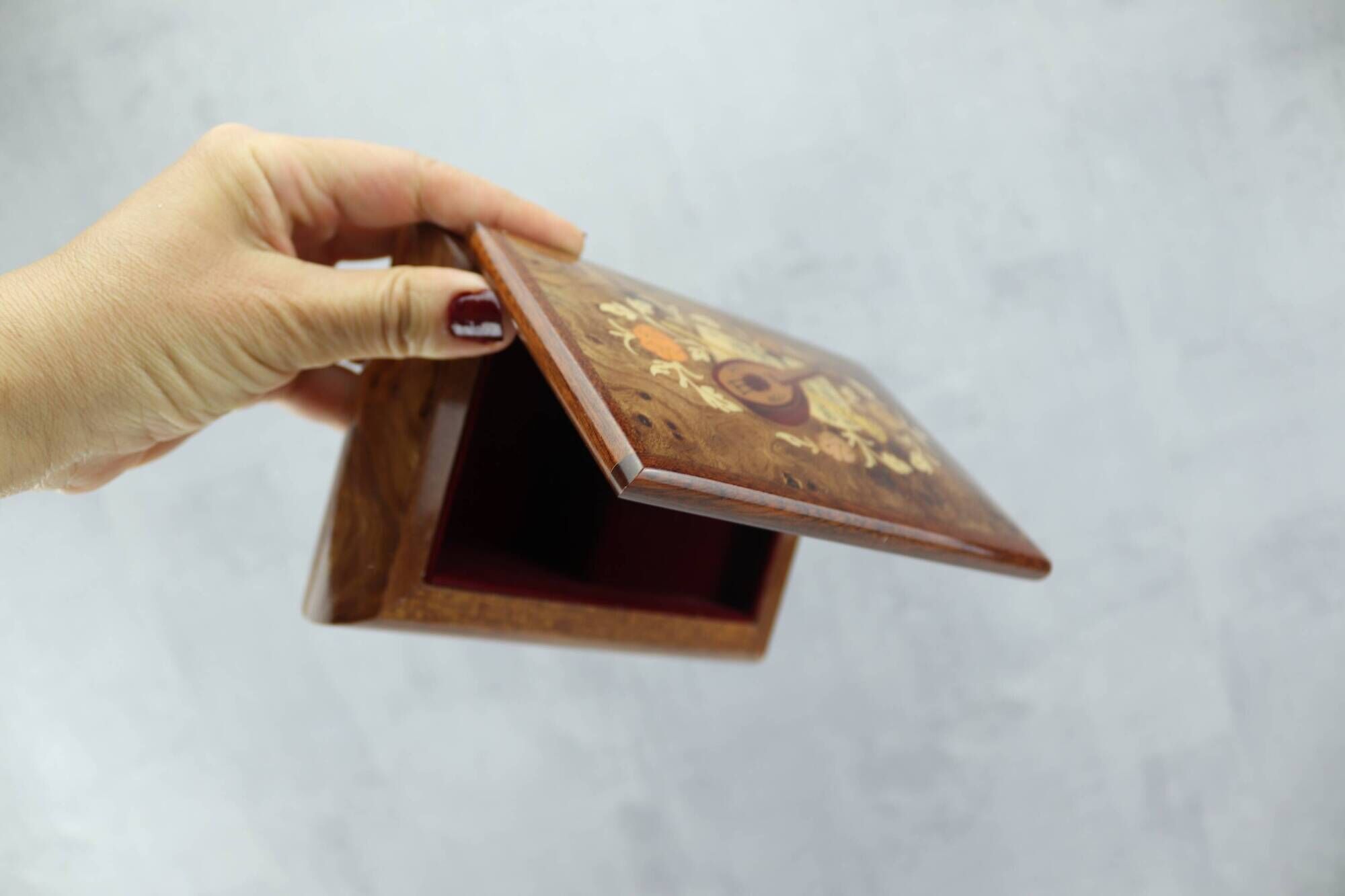 Vintage musical jewelry box in inlaid wood