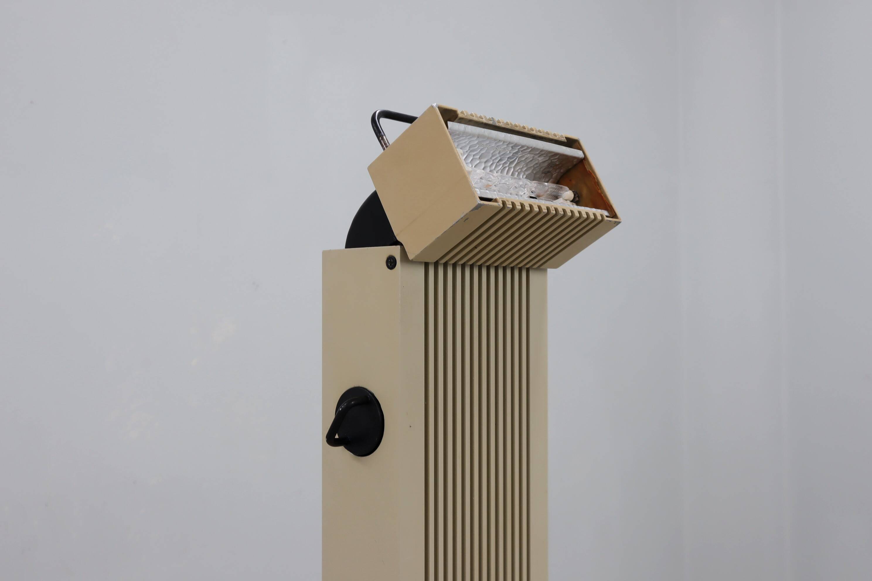 Lampadaire design postmoderne STILNOVO Sergio Carpani années 1980