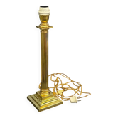 Pied de lampe néoclassique à colonne cannelée en laiton massif poli – années 60-70