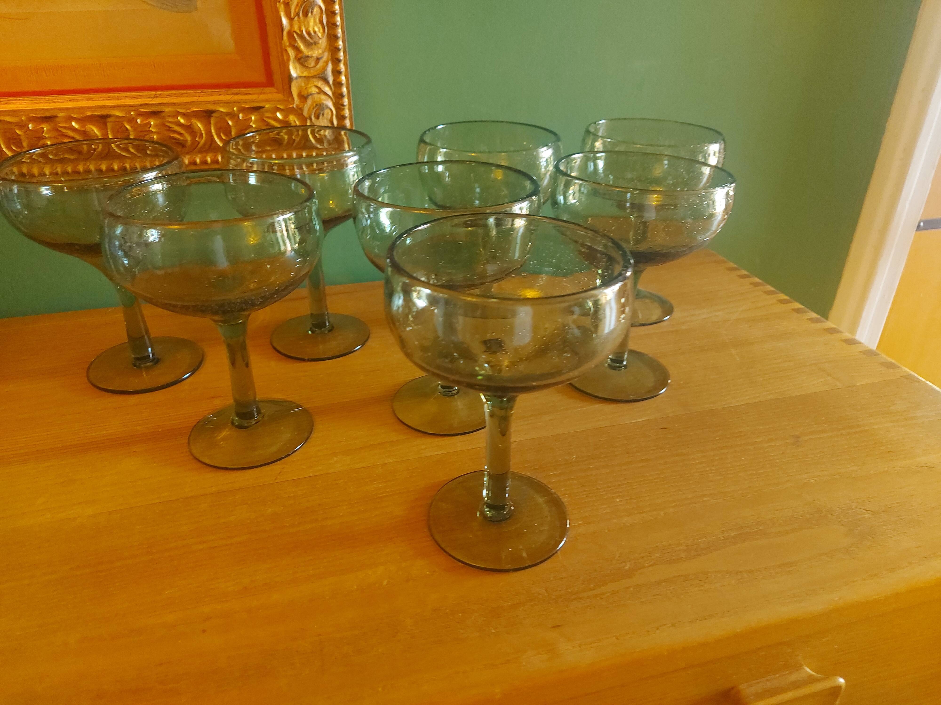 8 glasses in blown glass from Biot (cocktail, fruit cup)
