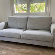 Canapé 3 places + pouf
