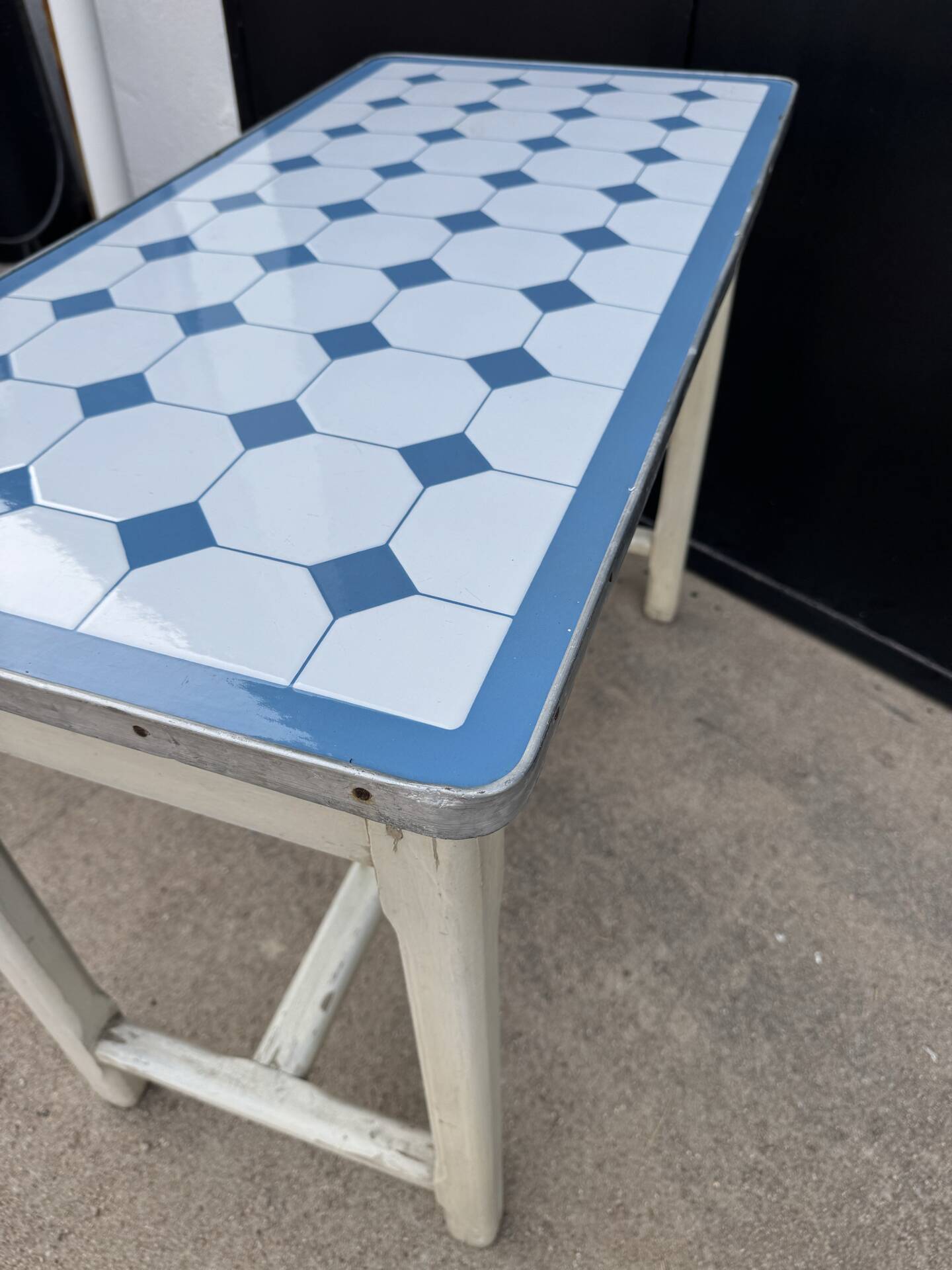 Table cuisine bois tôle émaillée années 50