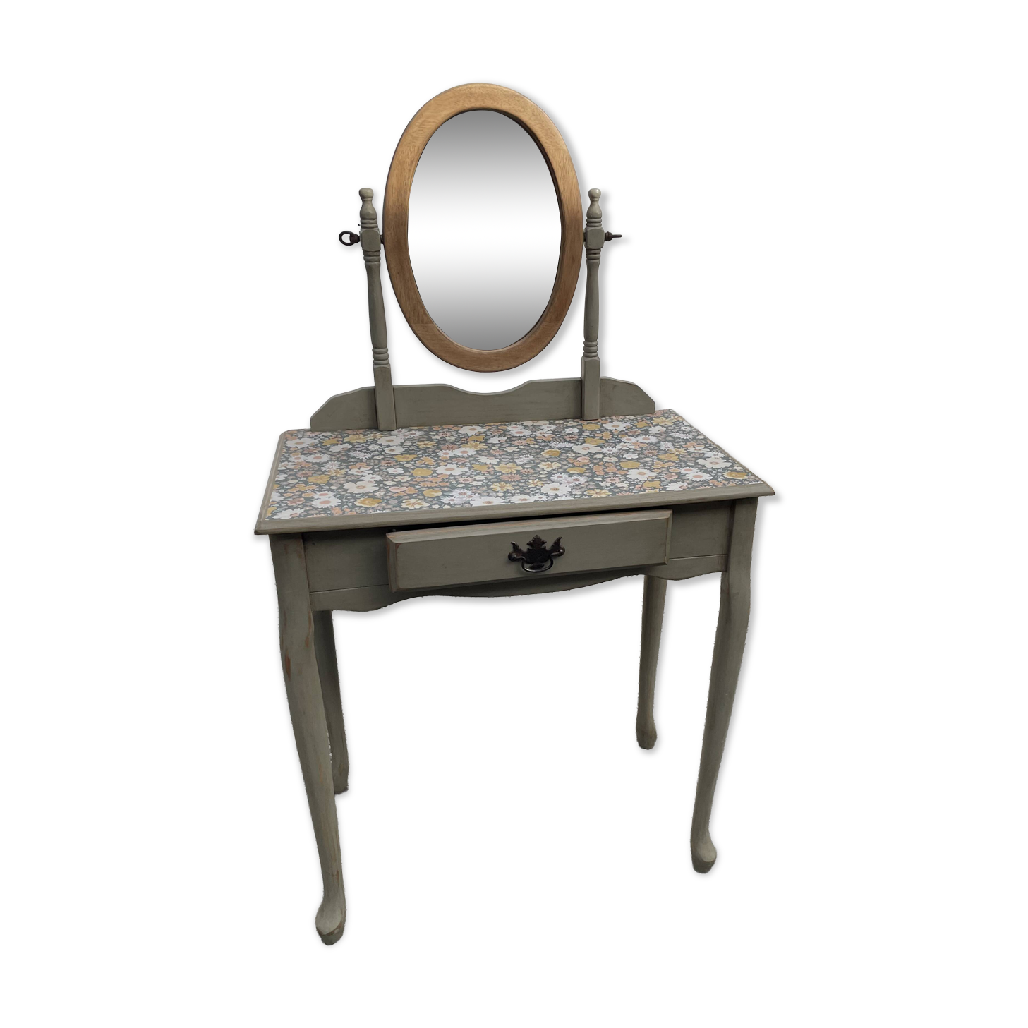 Ancienne coiffeuse de princesse