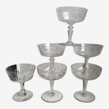 Lot de 6 coupes à champagne en cristal gravé art déco dépareillées années 50