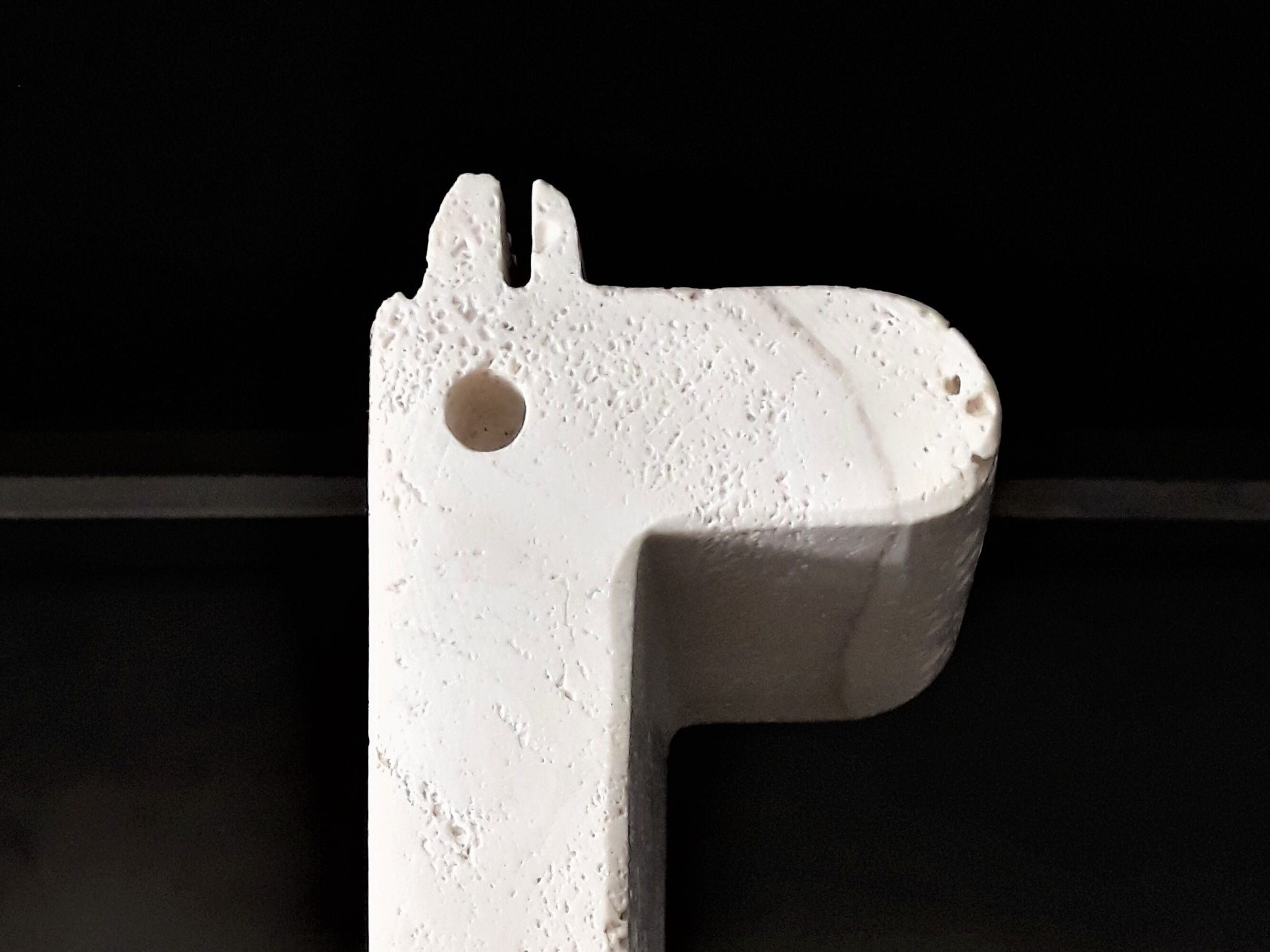 Pair of travertine bookends Fratelli Mannelli, 1970