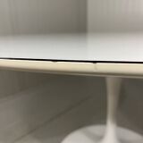 Knoll International Tulip dining table by Eero Saarinen