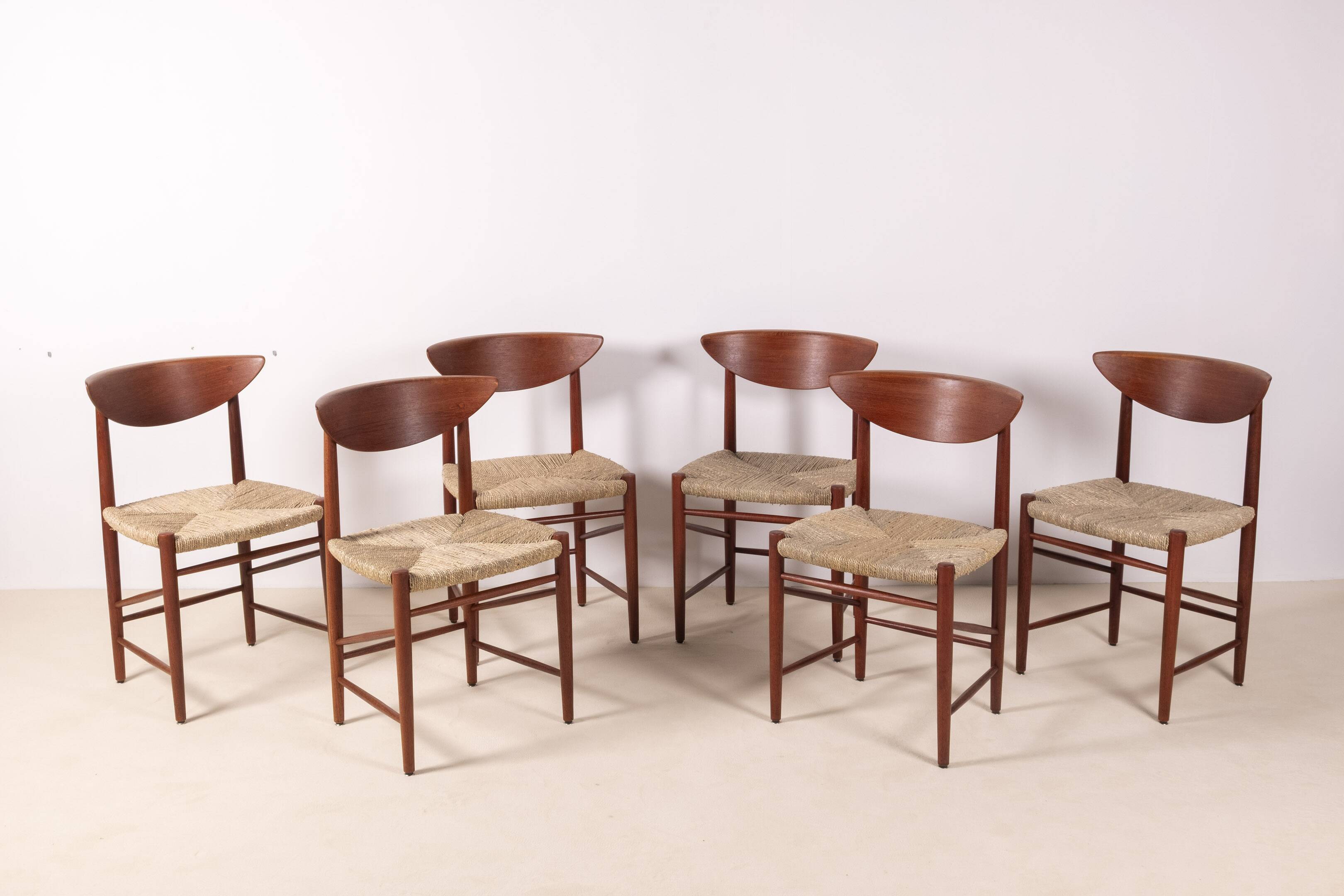 6x Peter Hvidt & Orla Mølgaard-Nielsen dining chair Model 316 in teak