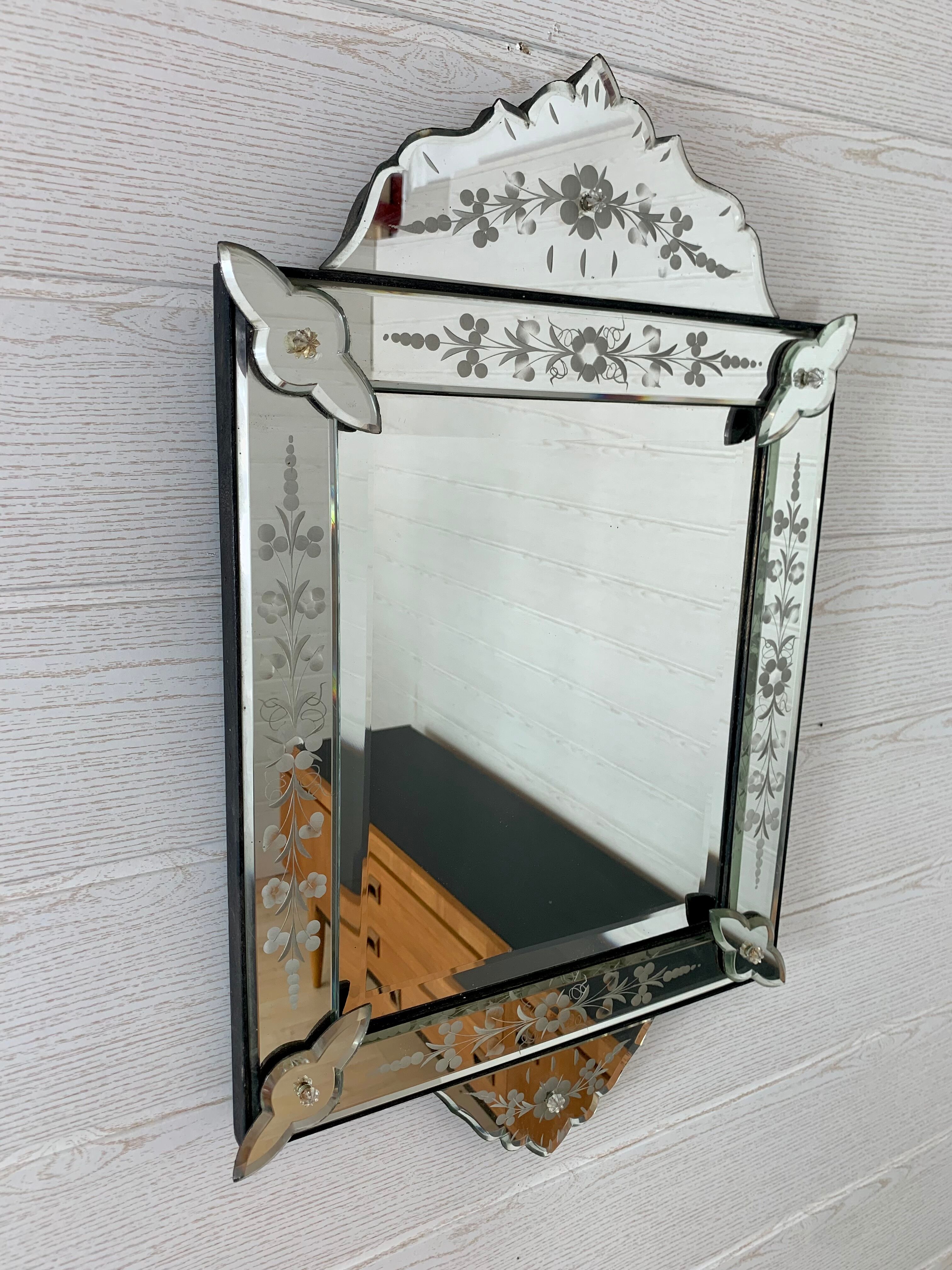 Venetian mirror - 65x40