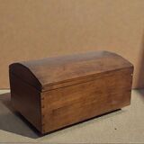 Wooden storage chest/trunk