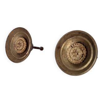 Pair of antique Empire furniture knobs from the 19th century in solid bronze.