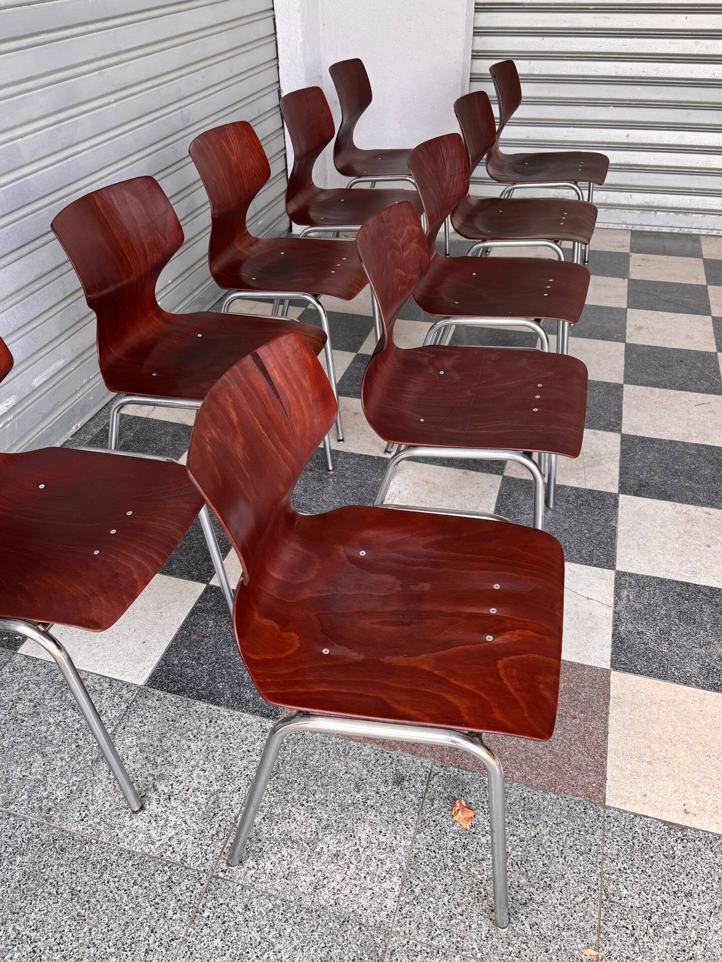 Lot de 10 chaises Pagholz