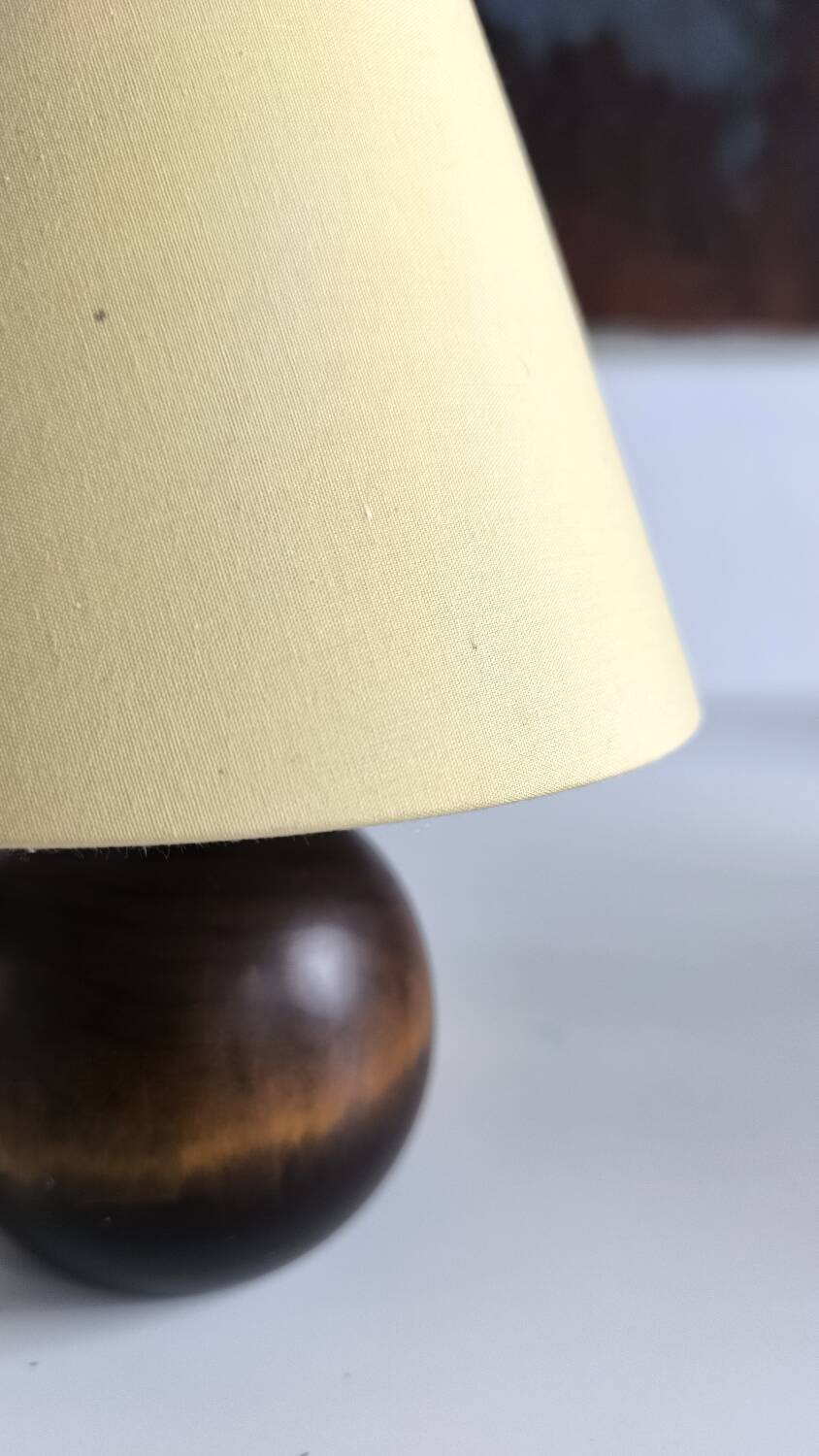 Solid wood ball table lamp