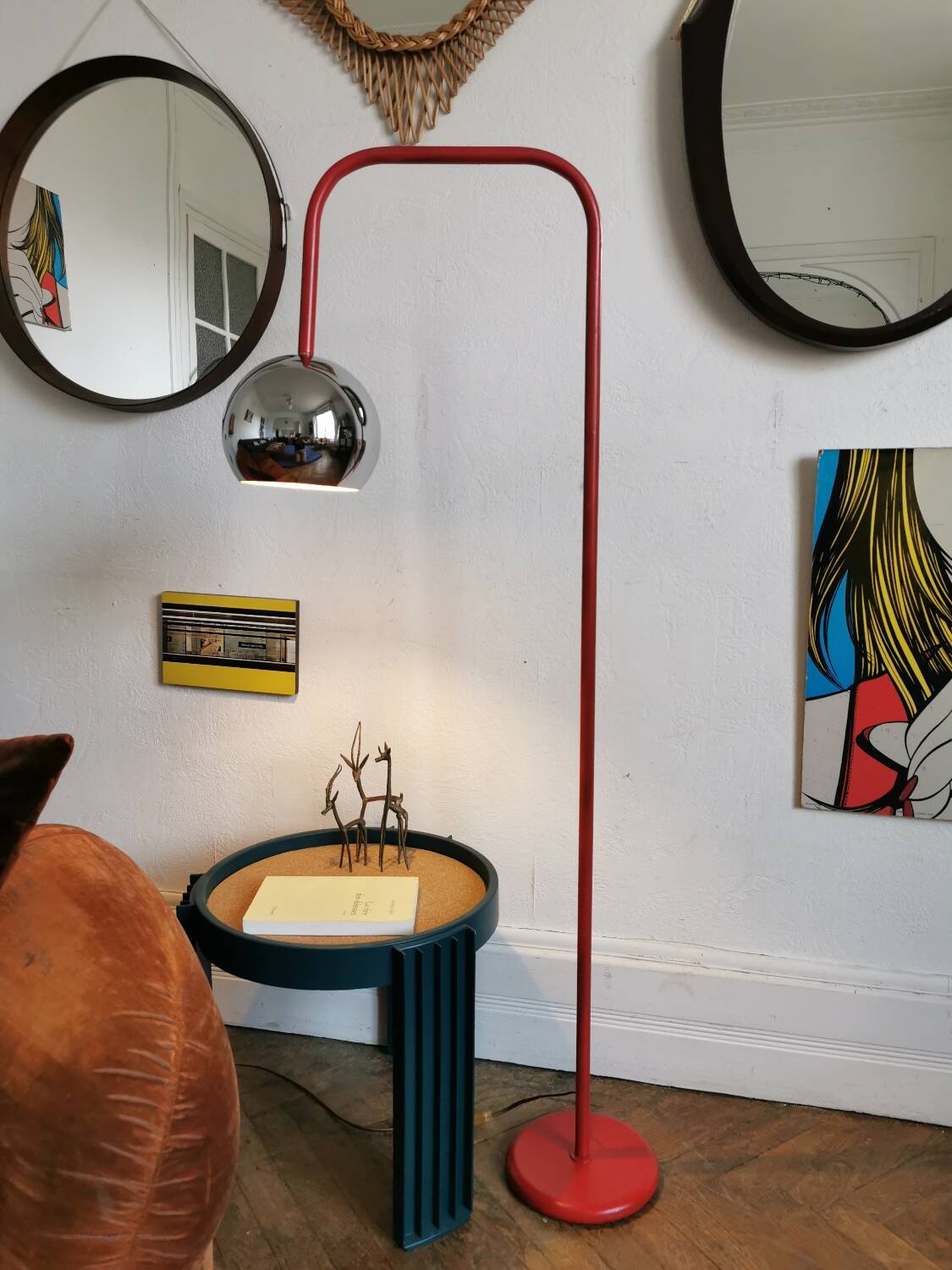 Space age floor lamp