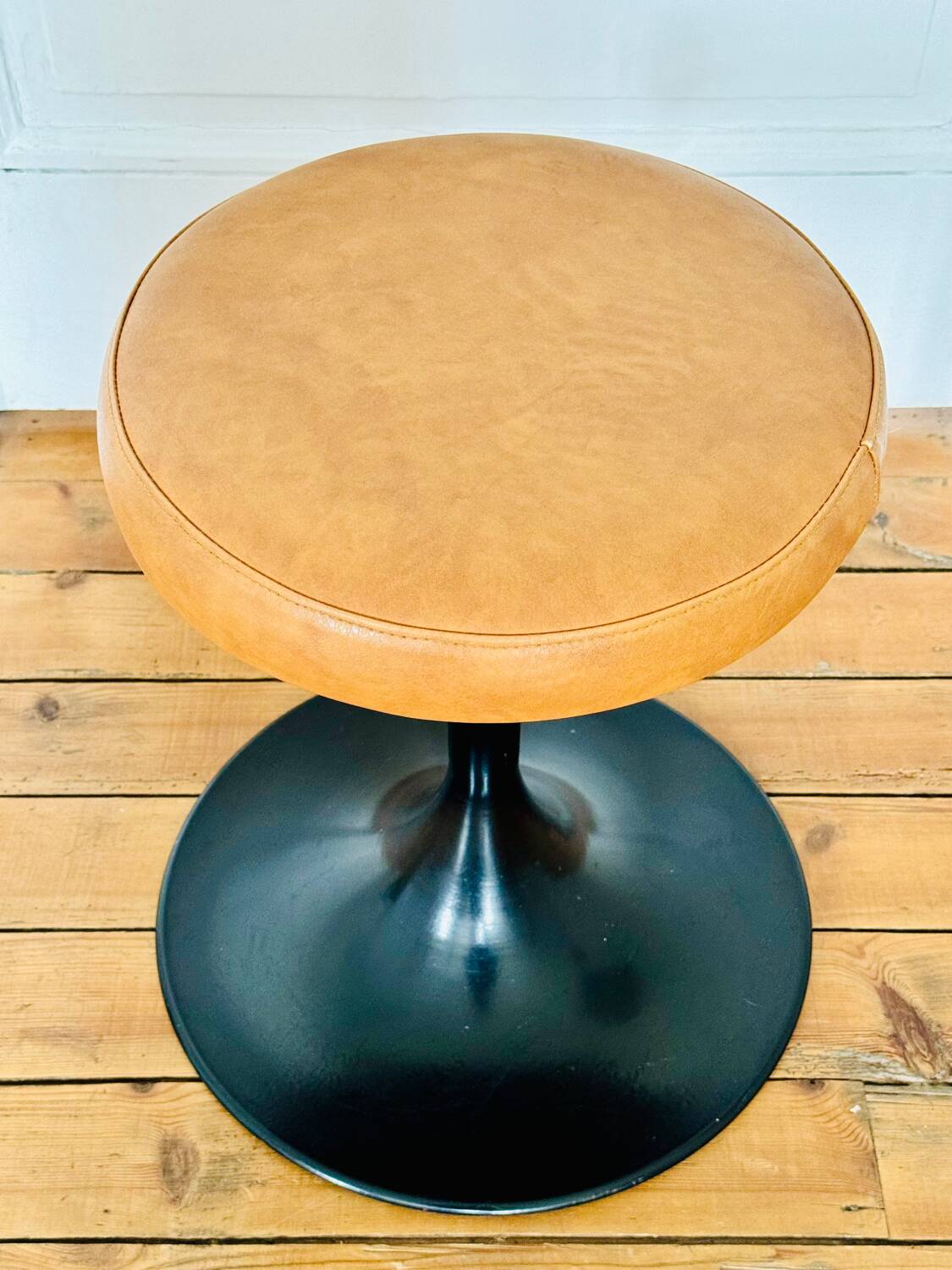 70's tulip stool