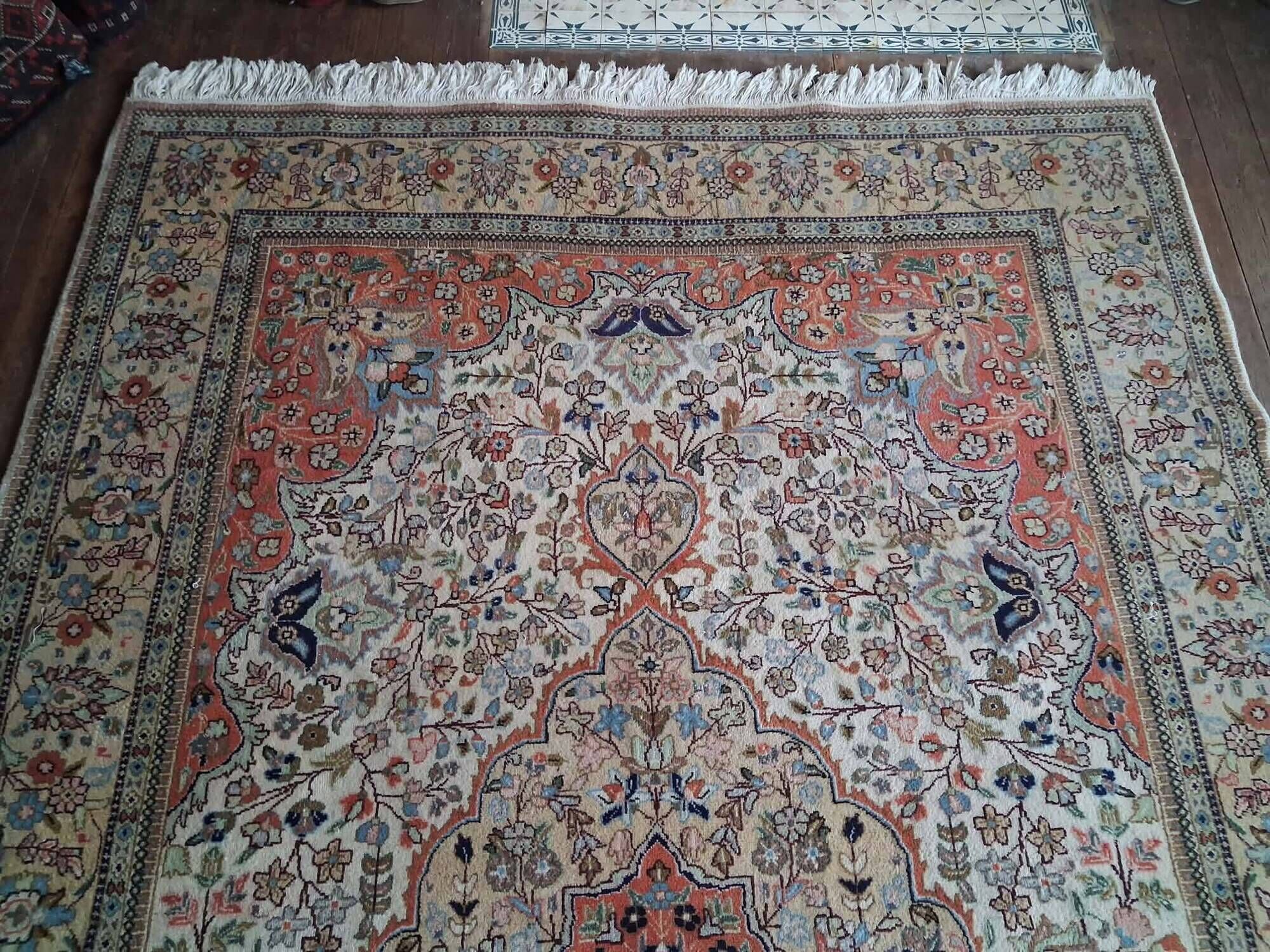 Handmade Tabriz Persian rug 300x203cm