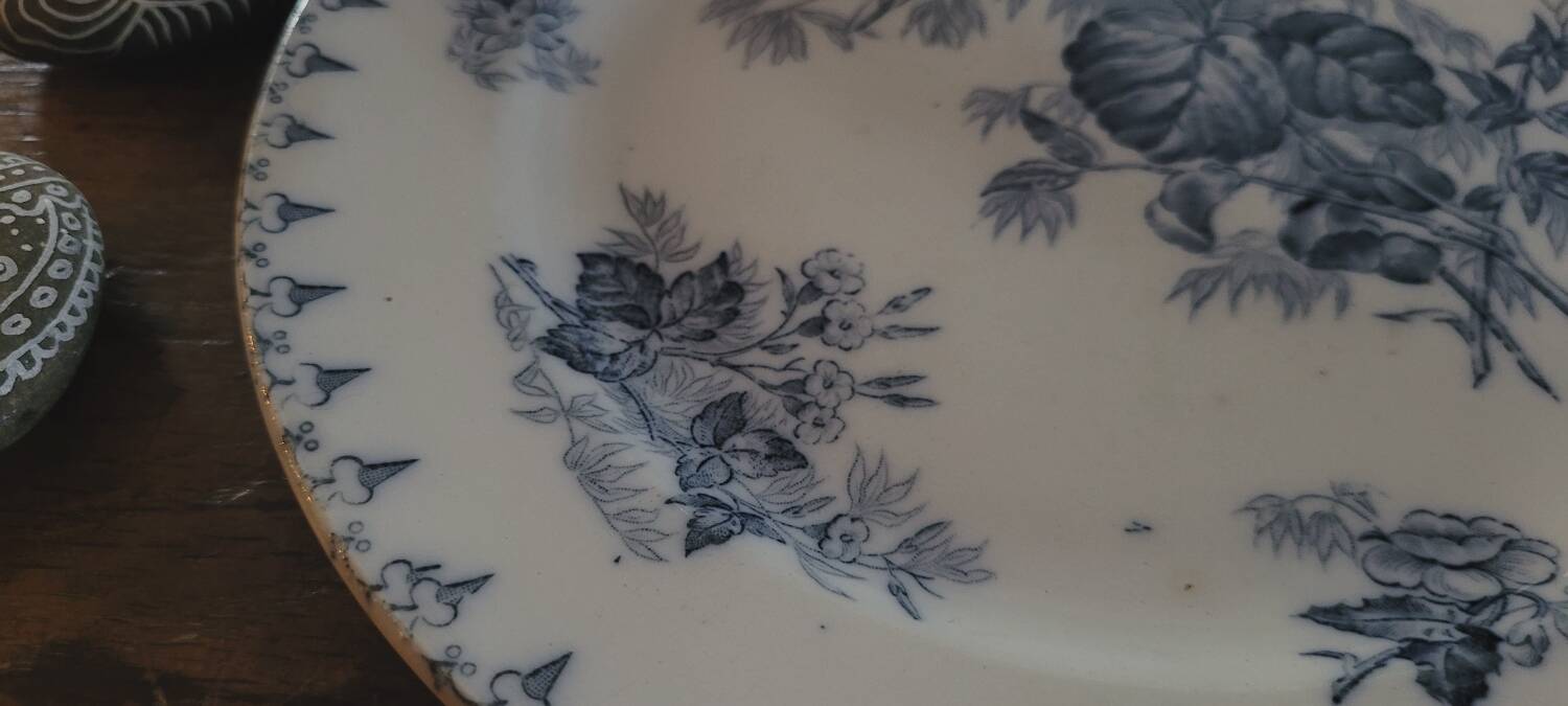 Sarreguemines flat plate 1930