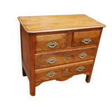 Small 18th century Parisian Louis XV walnut chest of drawers