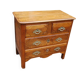 Petite commode parisienne Louis XV en noyer du 18e siècle