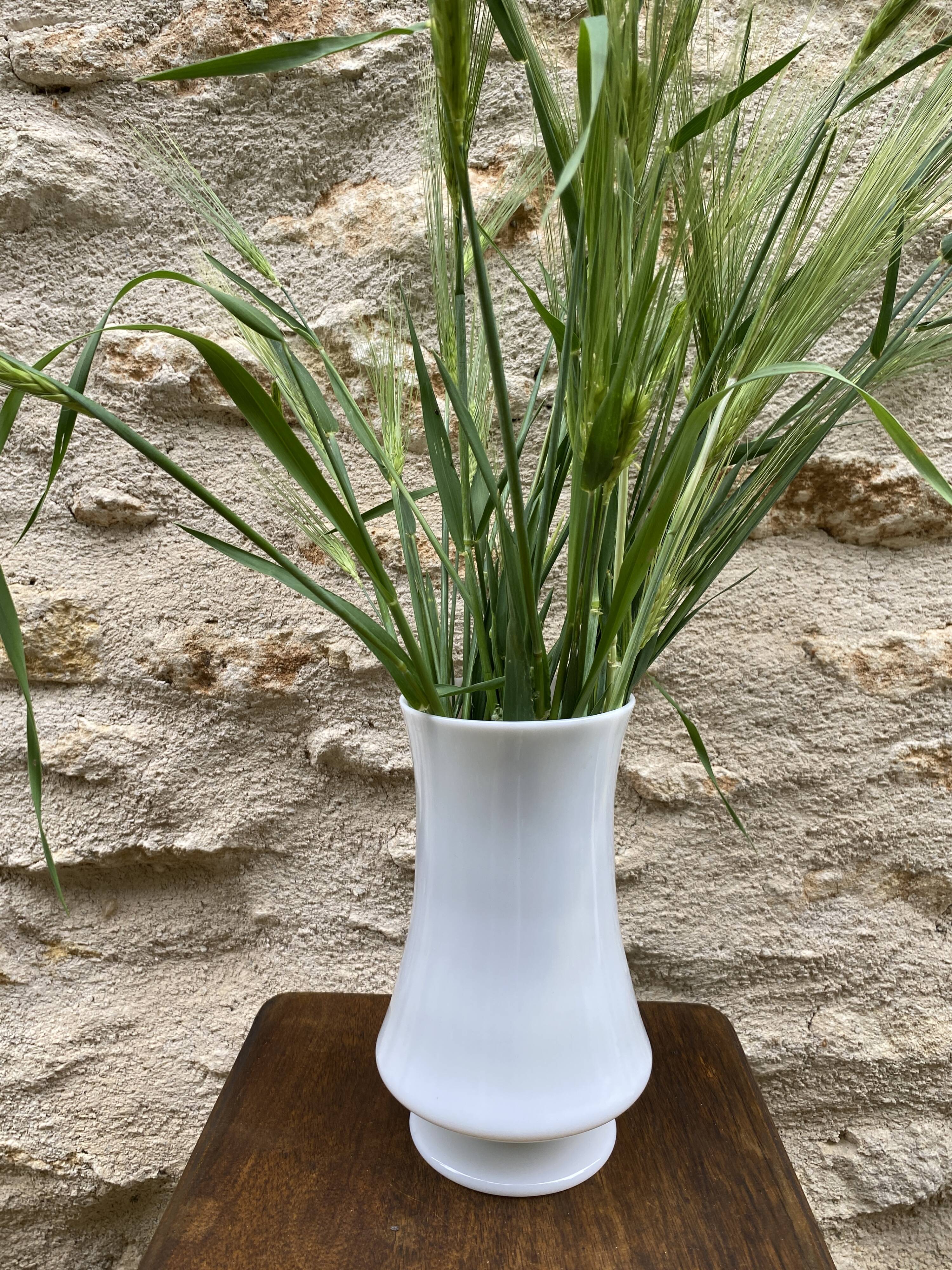 Vase en opaline, 1900