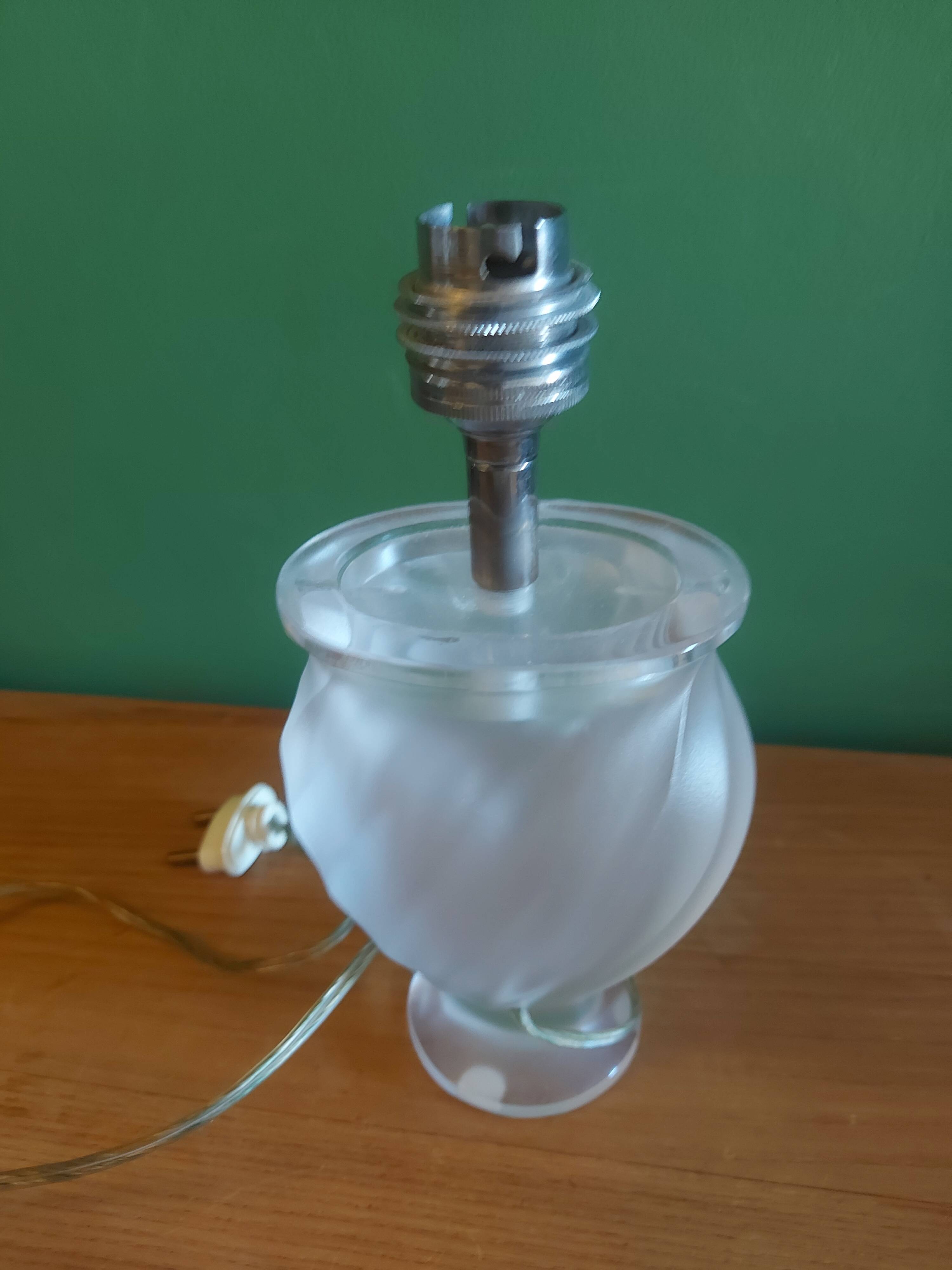 Lalique crystal lamp foot, doves