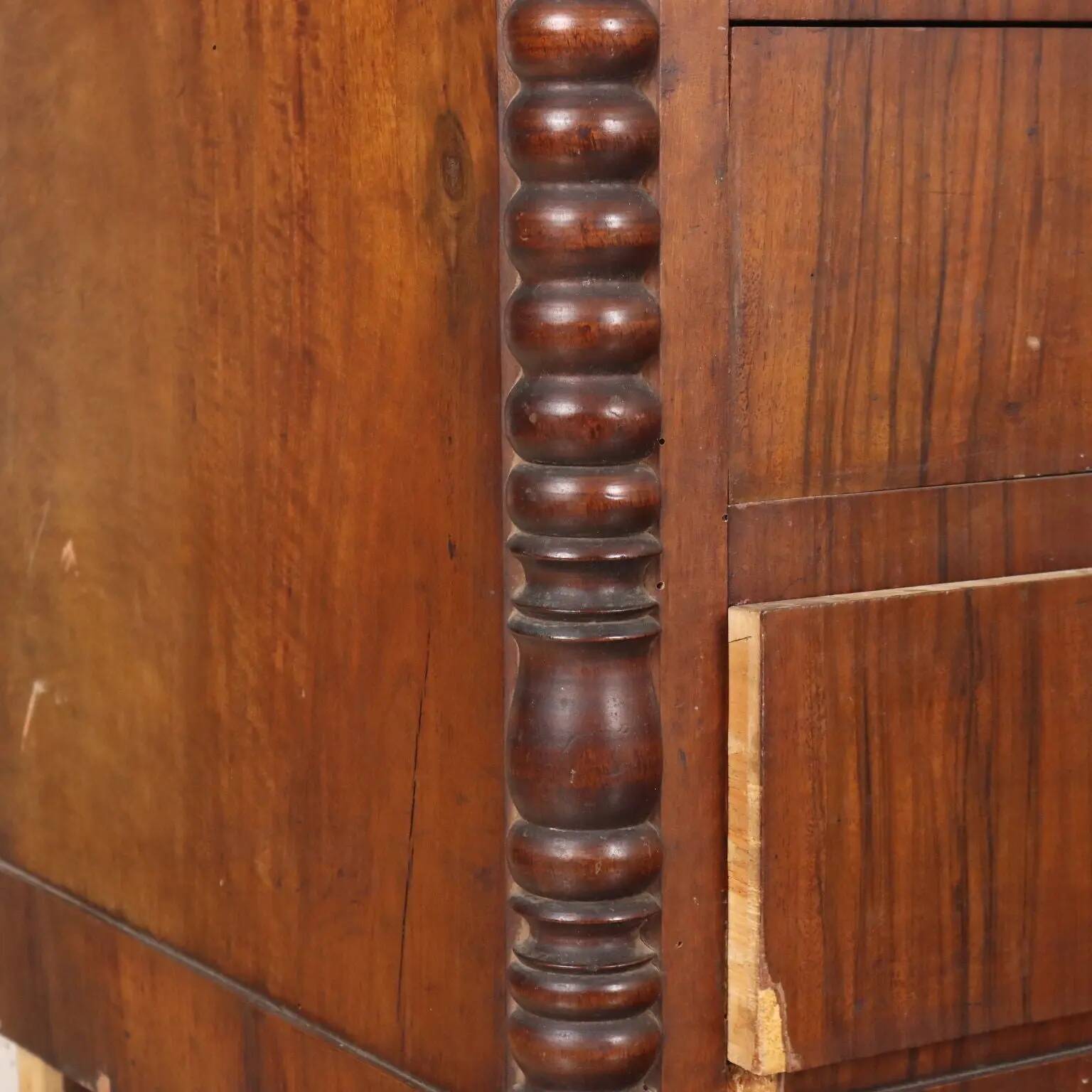 Commode ancienne Louis-Philippe en noyer XIXe siècle