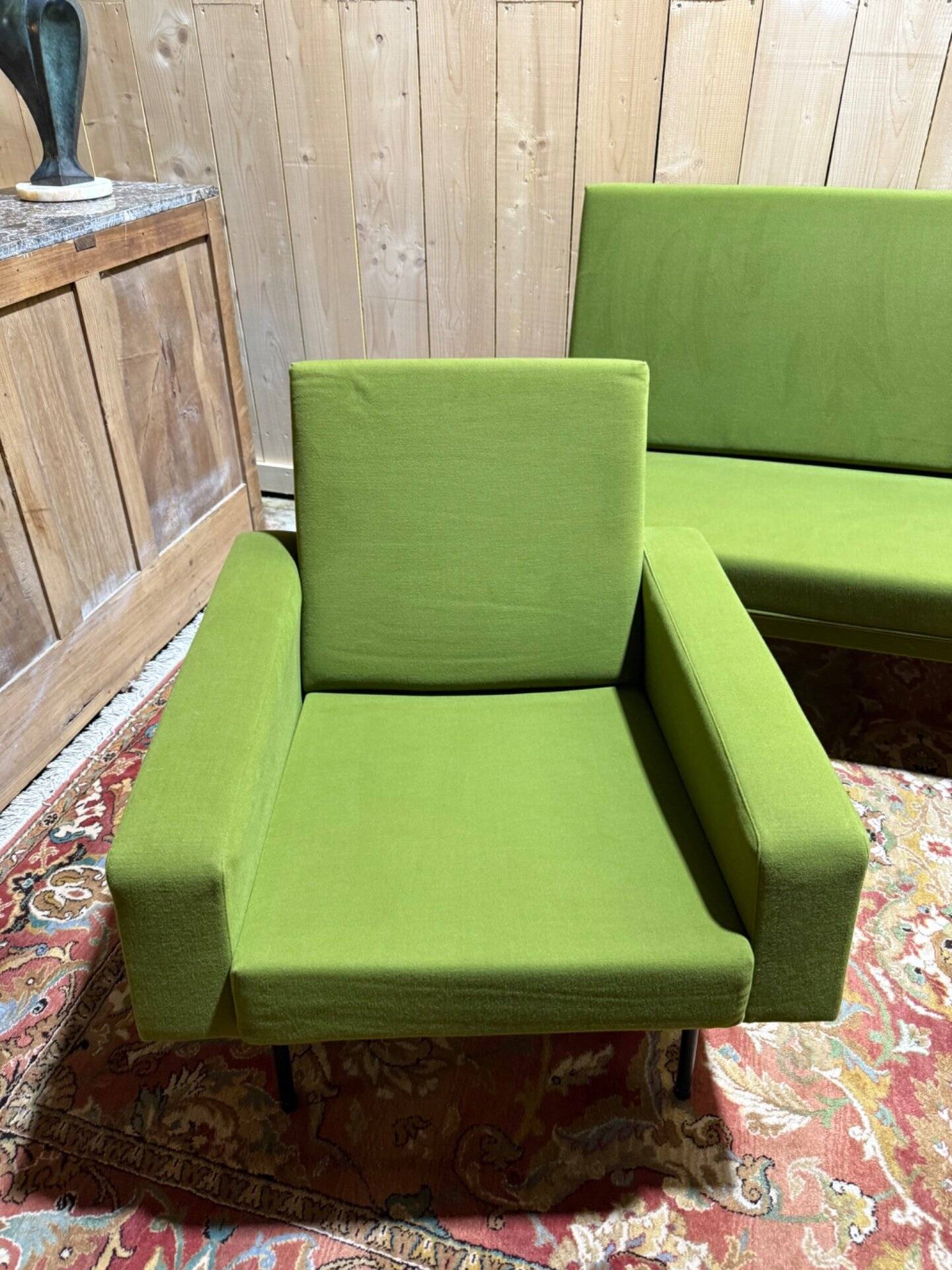 Salon Pierre Guariche pour Airborn G10