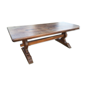 Farm table