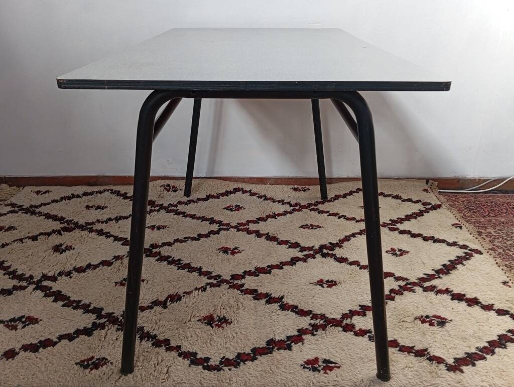 Modernist desk from the 1950s by J. Hitier