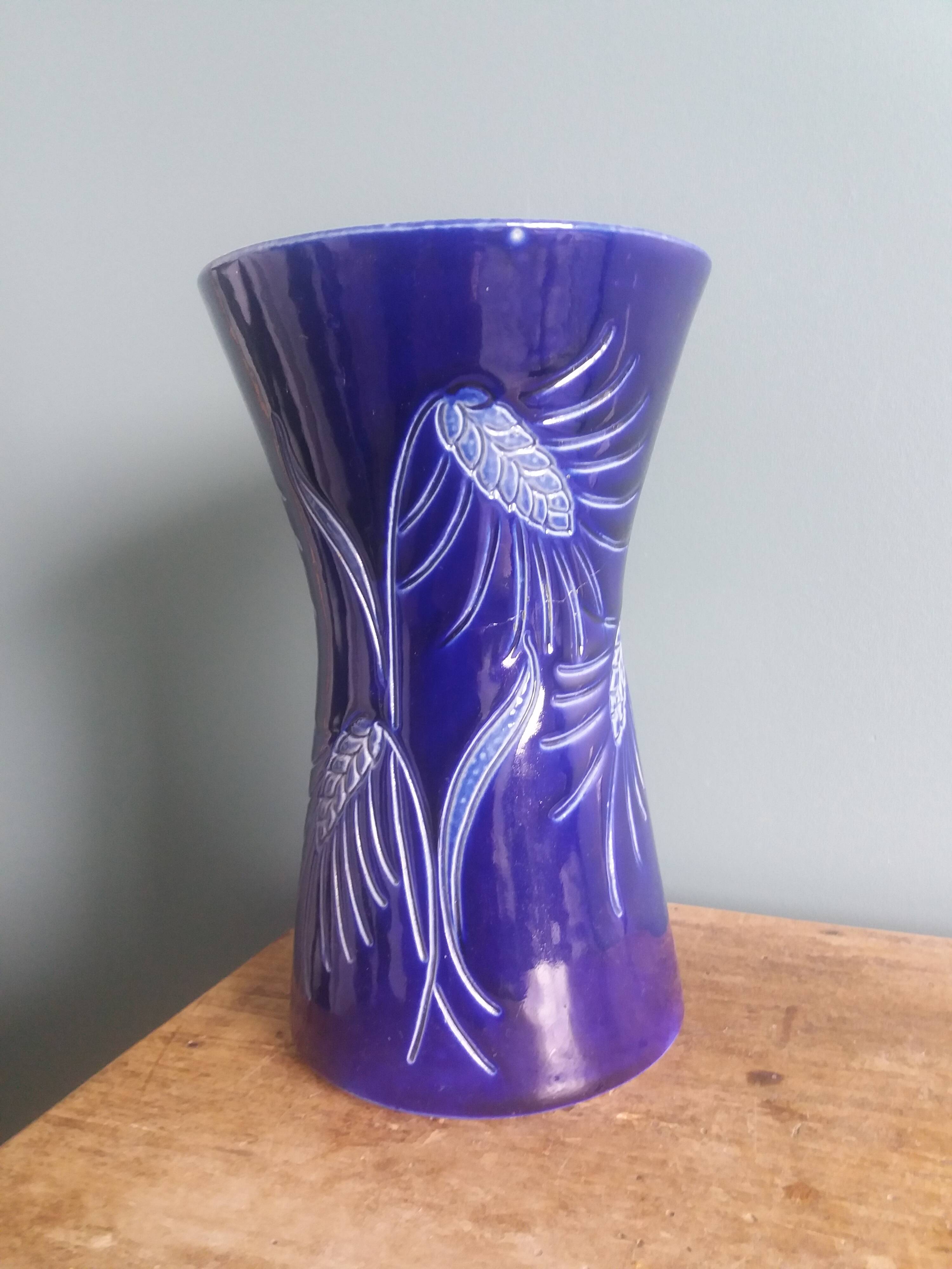 “Diabolo” vase in Alsace Betschdorf sandstone signed Krumeich-Remmy