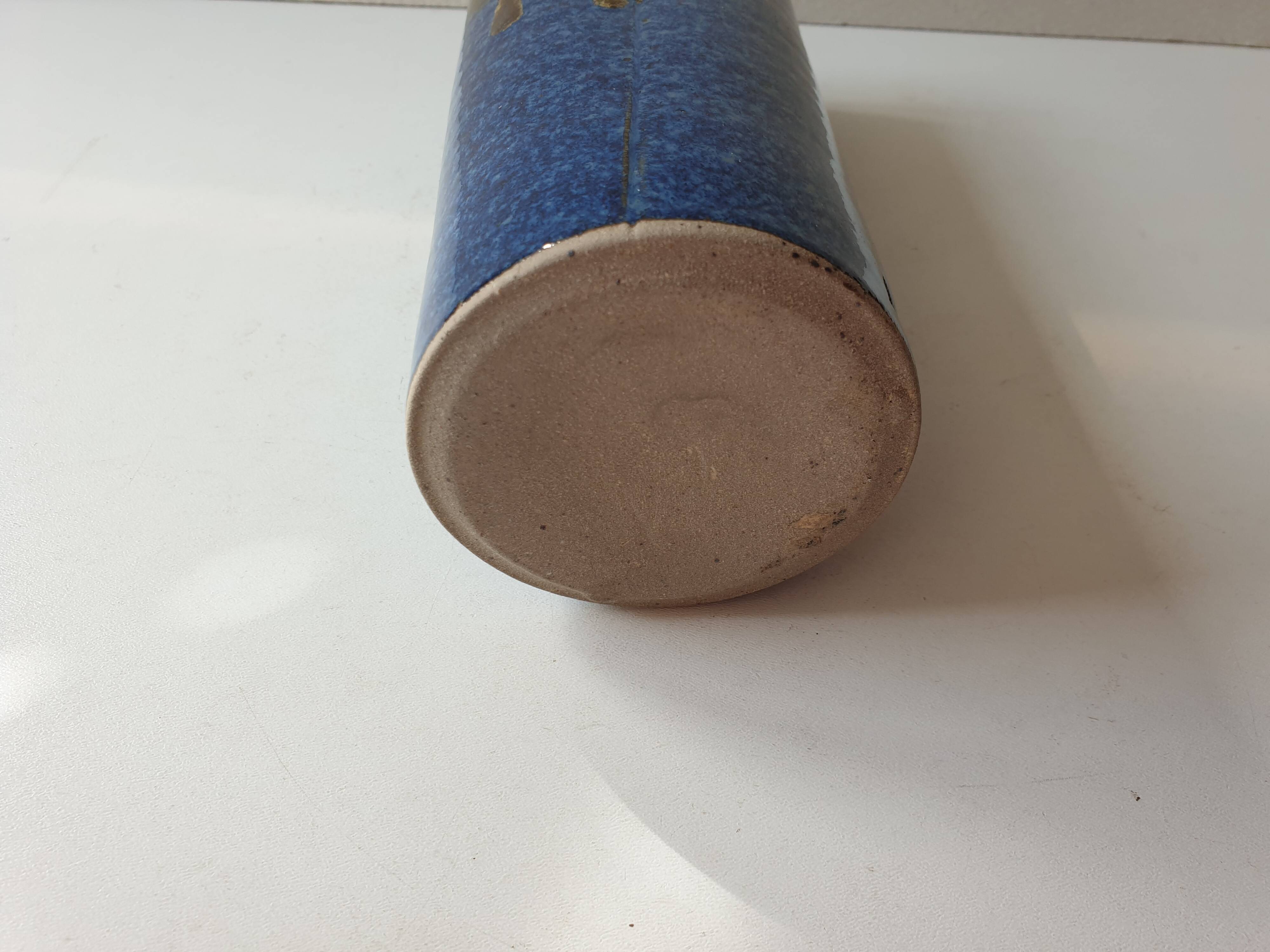 Ceramic vase with blue cover Signed Jean CACHELEUX (Puisaye)