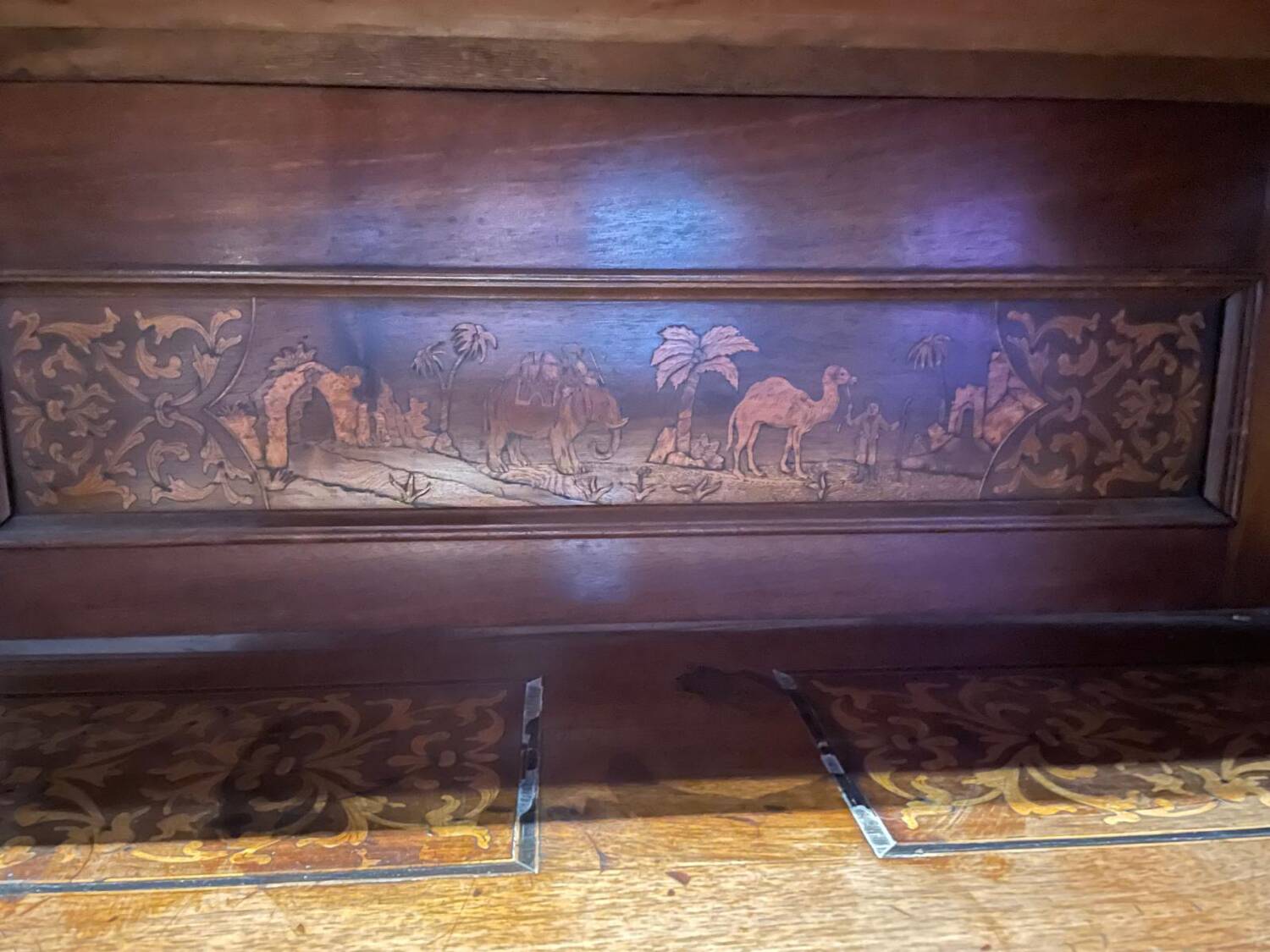 Console style Louis XIII