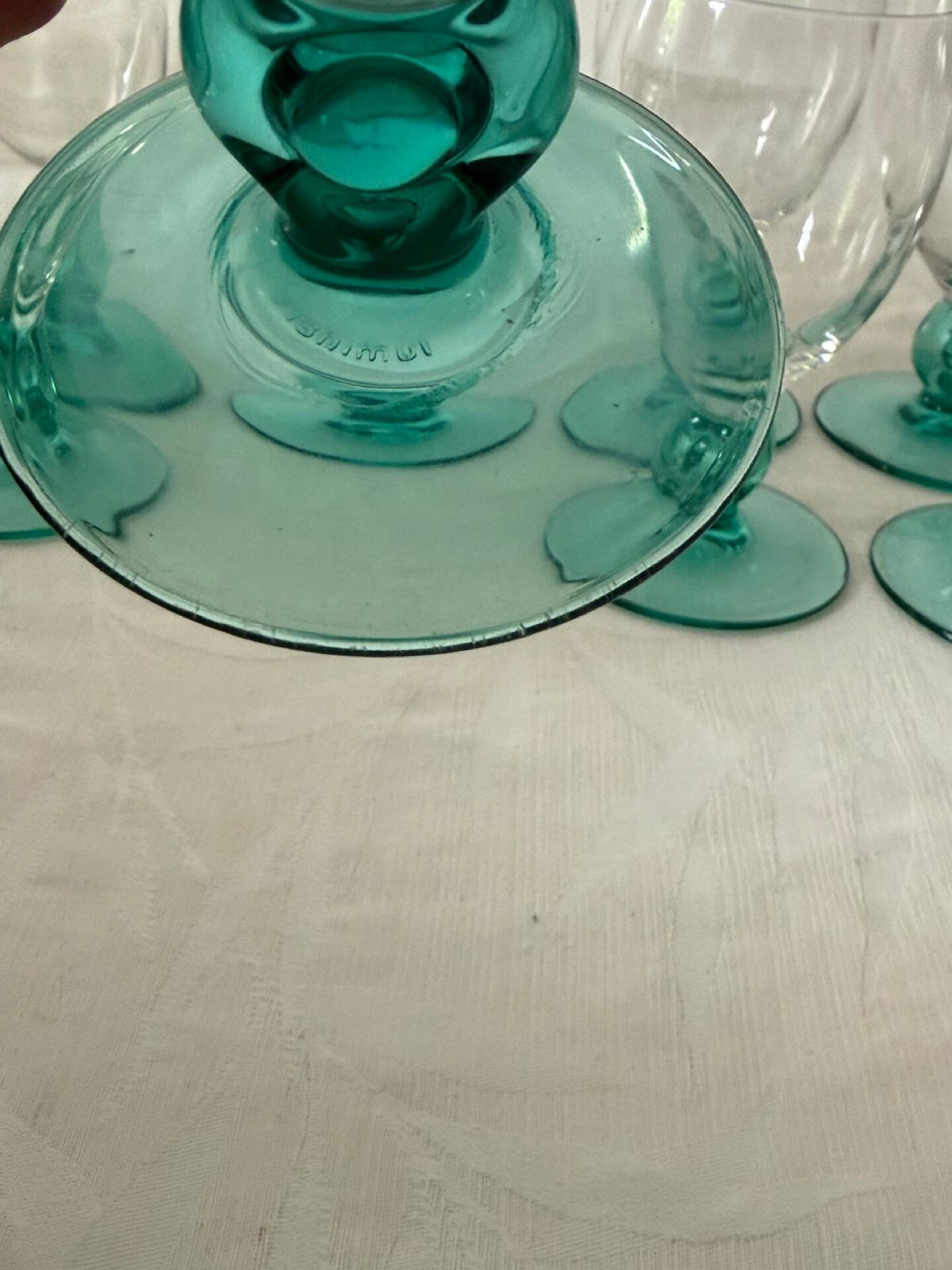 Lot of 8 vintage stemmed glasses