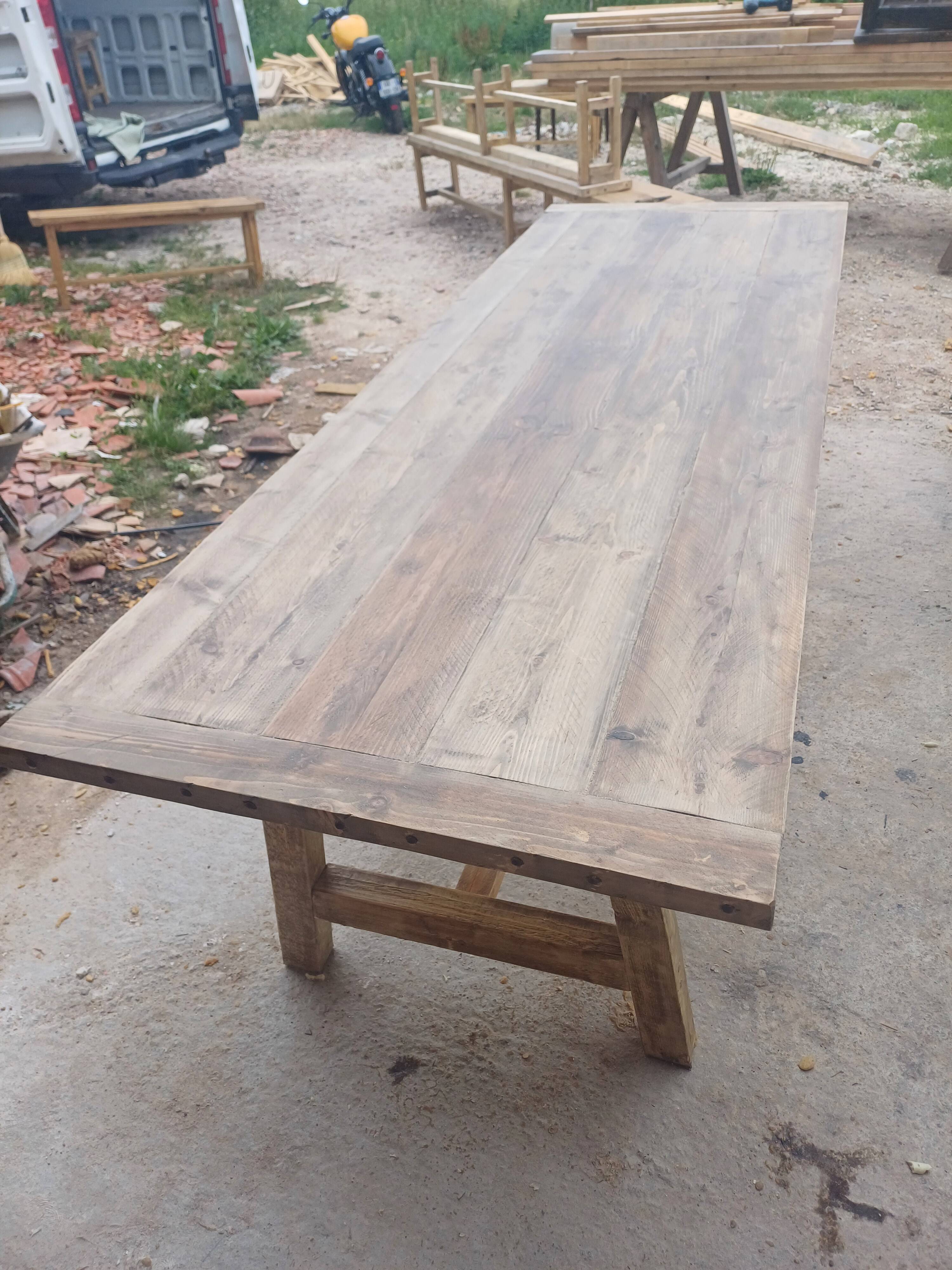 Pine table