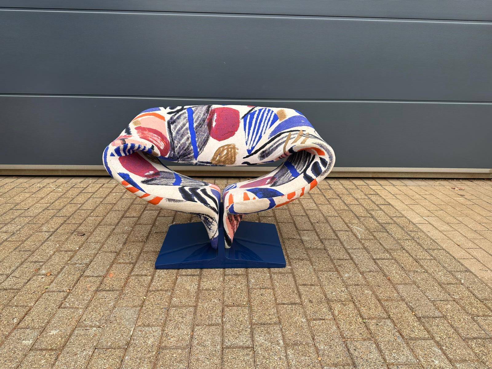 Artifort Ribbon chair by Pierre Paulin, Pierre Frey: The Painter's Canvas