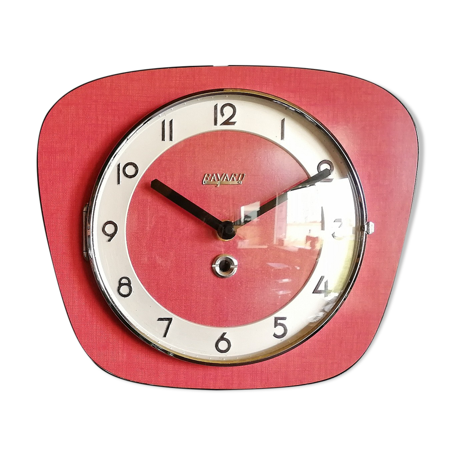 Vintage formica silent wall clock "Bayard red"