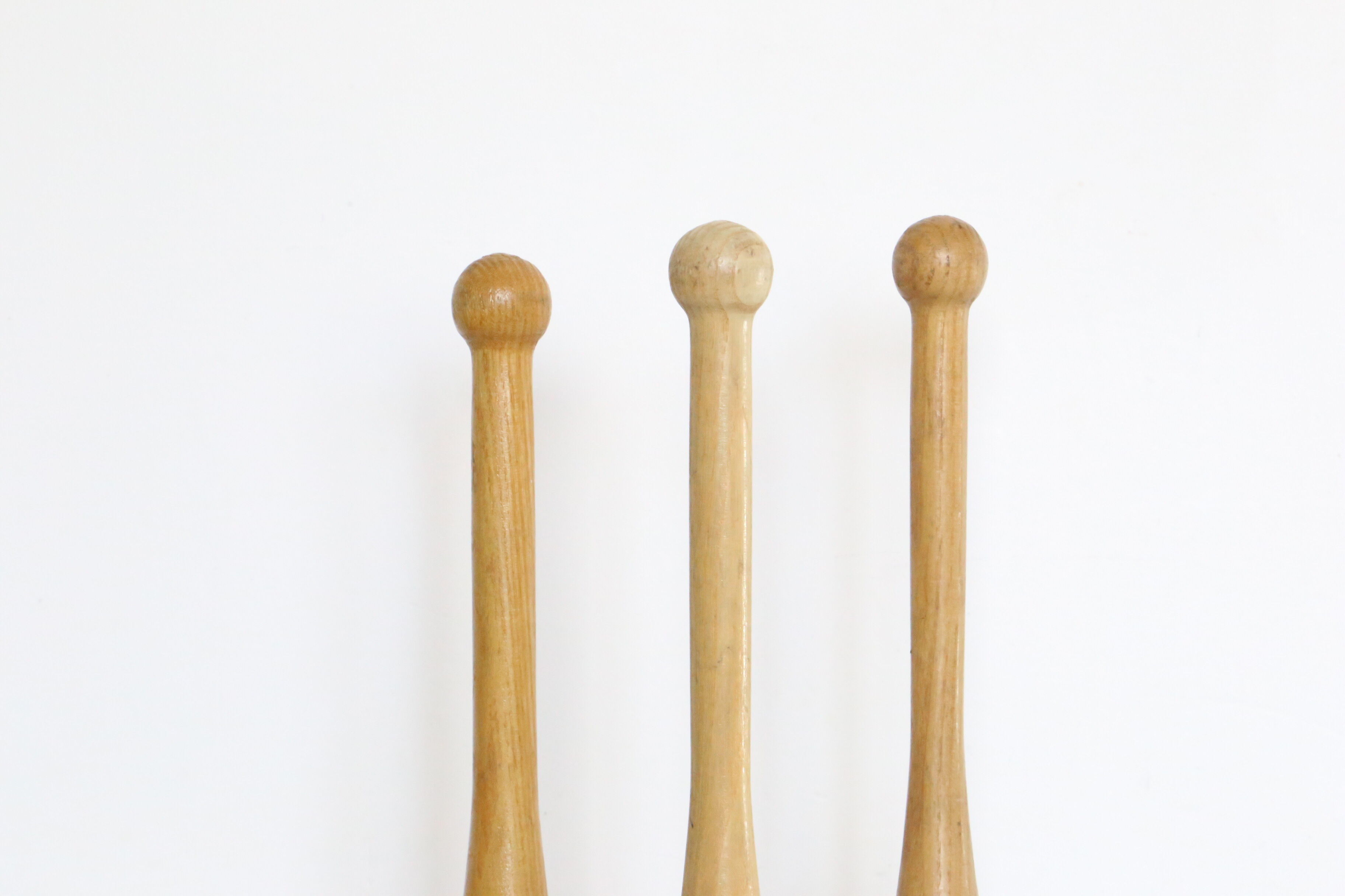 Set of 3 vintage juggling pins, beech wood, vintage