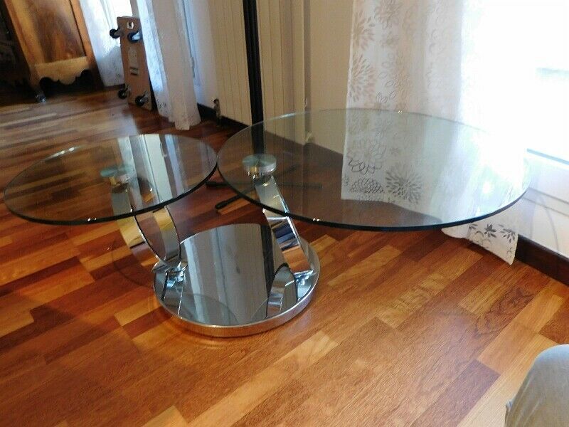 Coffee table glass and chrome metal