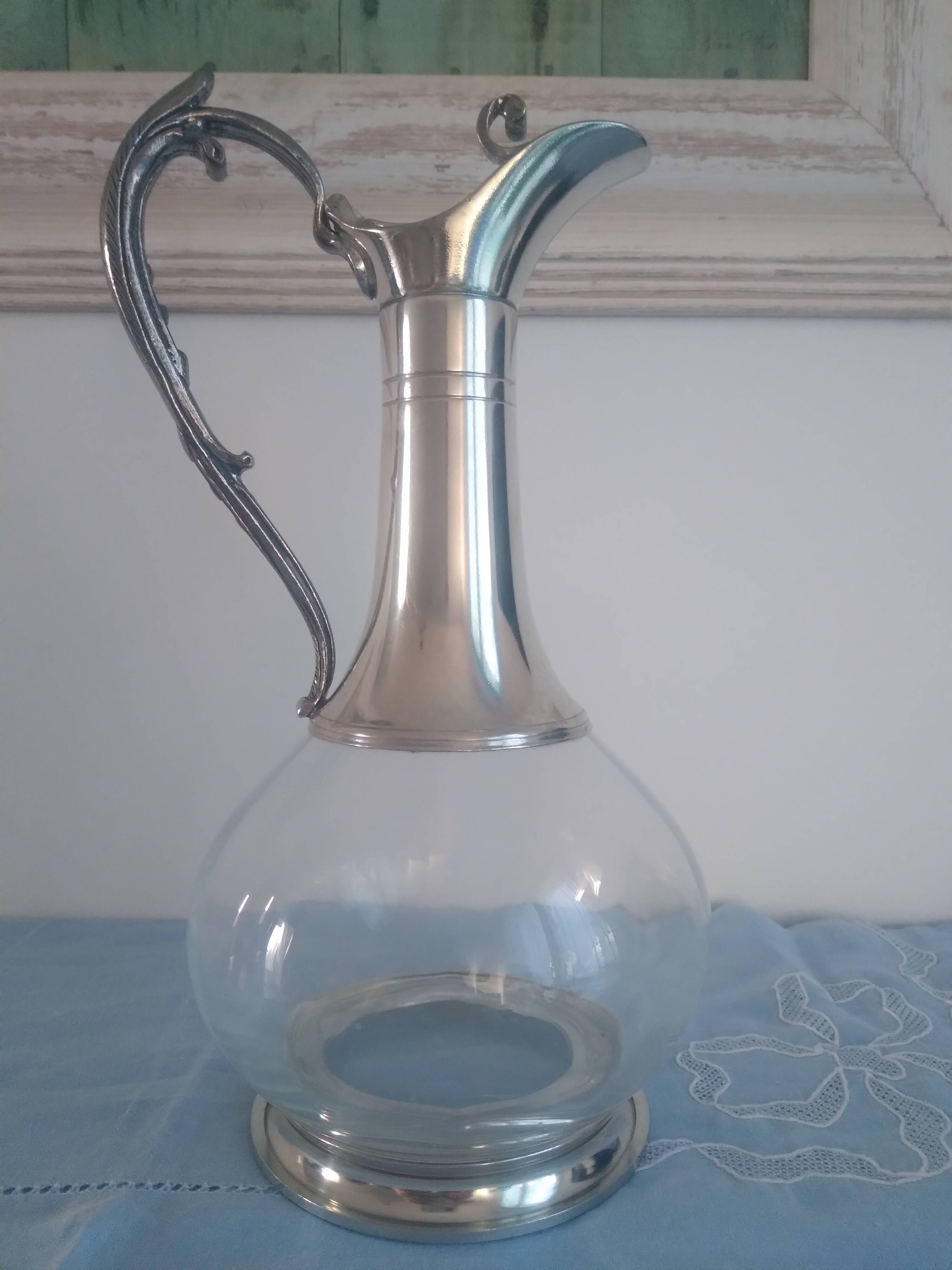 Decanter in pewter and crystal