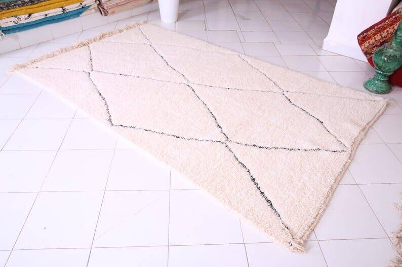 Handmade Atlas Berber rug from Oued Zam, size 250 x 250 cm.