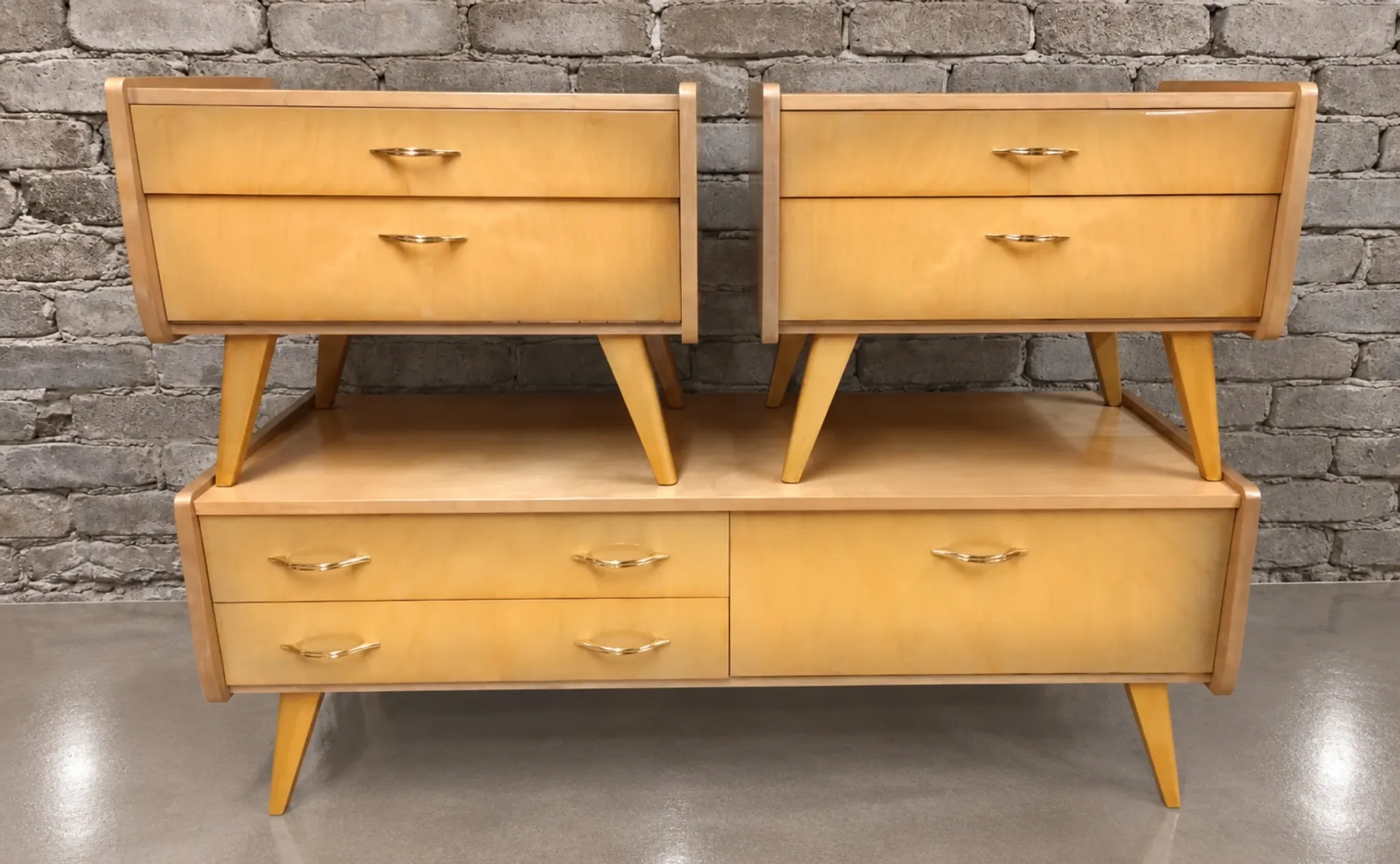 Dressing table set and two modular bedside tables from the 1960s.