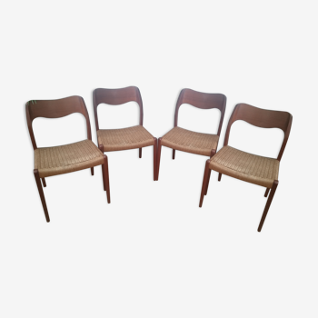 Lot de 4 chaises "71" en teck de Niels O Moller pour JL Moller