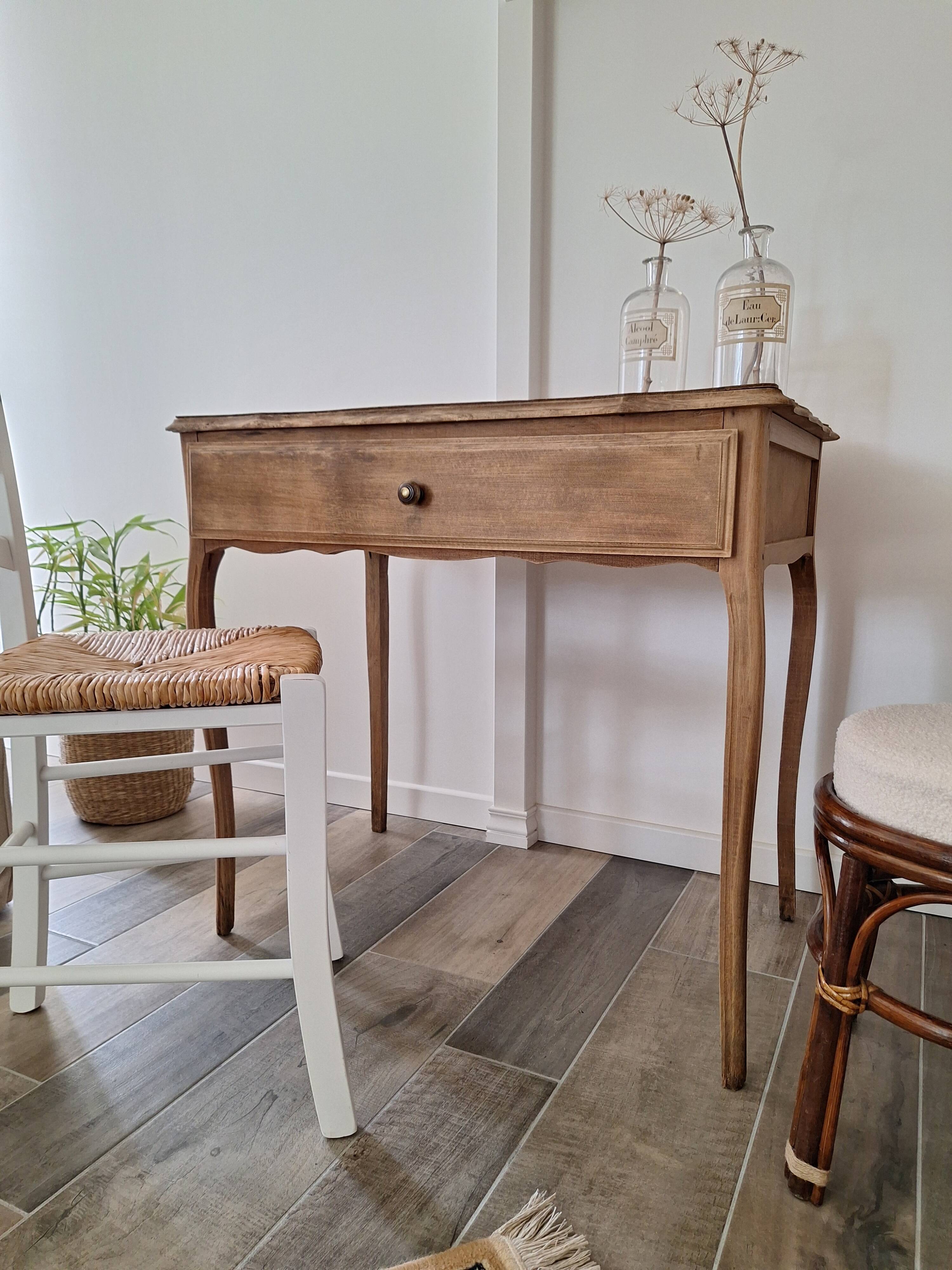 Wooden console desk