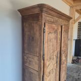 Armoire d'époque Louis XV 18éme en chêne et noyer massif Aérogommer